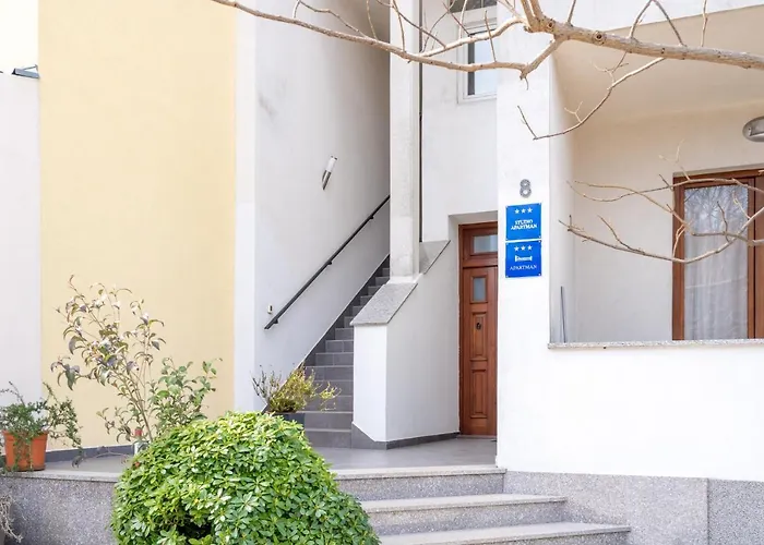 Alto 1 Studio Apartment *